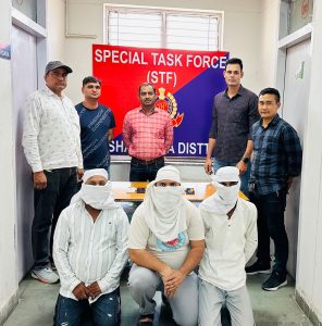 शाहदरा जिले के विशेष कार्य बल द्वारा दो कुख्यात जेबकतरे और चोरी का माल प्राप्त करने वाले 1 व्यक्ति को गिरफ्तार किया गया