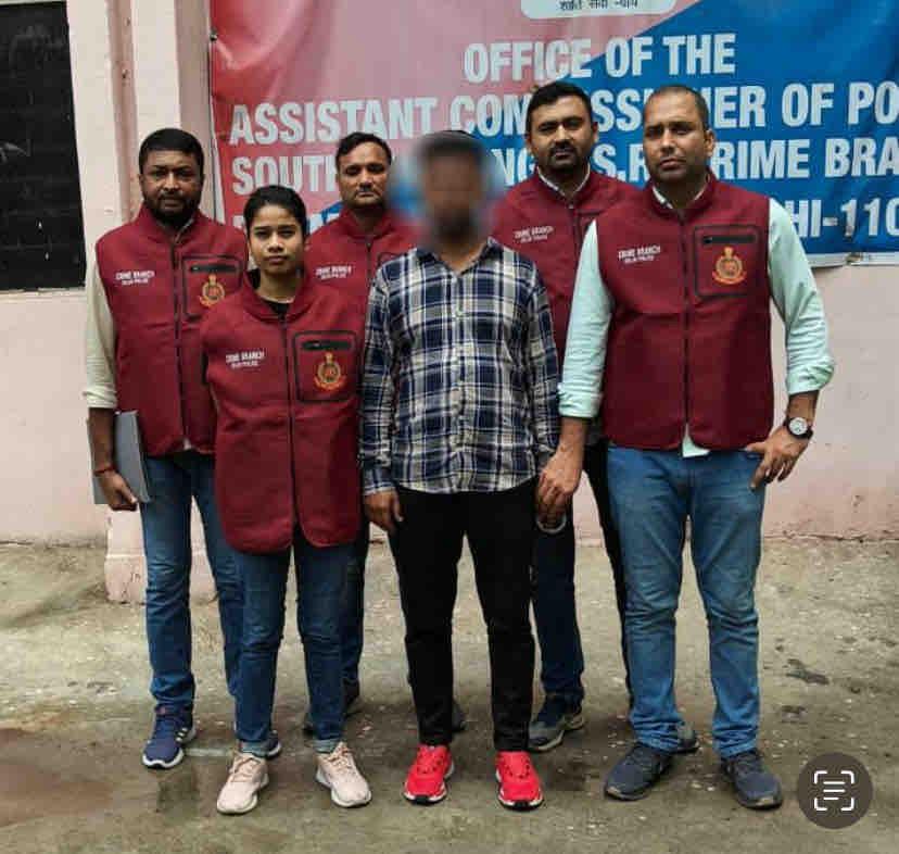 गीता कॉलोनी के रानी गार्डन  में दिनदहाड़े हुए सनसनीखेज दोहरे हत्याकांड का पर्दाफाश कर 1 नाबालिक को पकड़ा