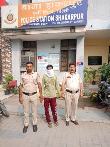 शकरपुर में UPSC की तैयारी कर रही छात्रा के बाथरूम में लगाया हिडन कैमरा मकान मालिक को गिरफ्तार किया
