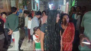 दिल्ली के भलस्वा डेरी थाना इलाके में बीती रात चली ताबड़तोड़ गोलियां दो शख्स हुए घायल जिसमें एक की हालत गंभीर