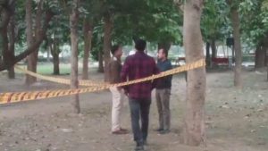 प्रशांत विहार थाना क्षेत्र में एक युवक की हत्या पुलिस ने मामला दर्ज किया