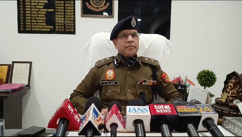ऑपरेशन वज्रपाट' विशेष अभियान में 600 से अधिक अपराधियों की गिरफ्तारी हुई साउथ रेंज दिल्ली में
