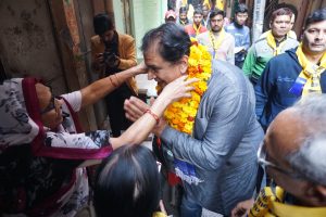 गांधी नगर में बदलाव का माहौल आम आदमी पार्टी के पक्ष में खड़े हो रही है जनता