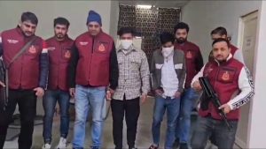 दो शूटर को अवैध हथियारों के साथ गिरफतार किया गया क्राइम ब्रांच की WR-1 की टीम द्वारा