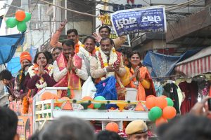 राजस्थान के उपमुख्यमंत्री ने घोंडा विधानसभा में भाजपा उम्मीदवार अजय महावर के लिए समर्थन मांगा